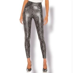 7 For All Mankind Snake Print Faux Leather Leggings Size L, NWT $175.00